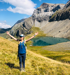 Yoga und wandern wandern in der Schweiz mit Selin Leuch